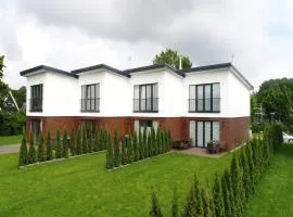 Geräumiges Ferienhaus in Damp in Strandnähe
