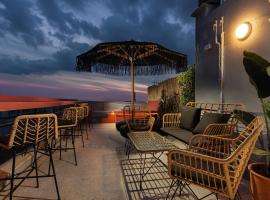 Athens Odeon Hotel, хотел в Атина