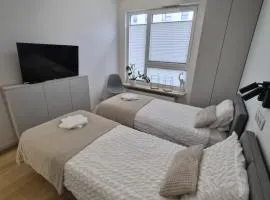 APARTAMENT 4 bed 2 room WARSAW