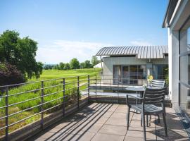 Golfhotel Gut Neuenhof, hotel en Fröndenberg