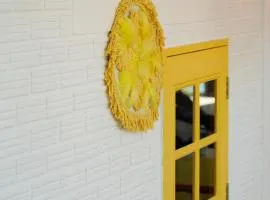 Beachfront Villa with Sunset