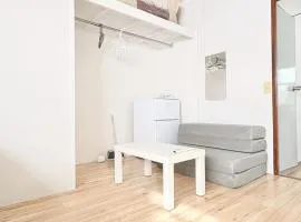 Private Apartment 5 Min to Narita Station 10 Min to Airport Washer & Dryer FUDOHAIM