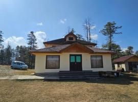 Grand Mumtaz Tangmarg, hotel din Tangmarg