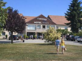 Hotel The Originals Bernay Acropole, hotelli kohteessa Bernay