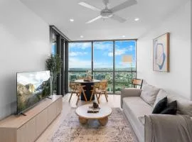 Luxury River View Apartments - Queens Wharf Residences