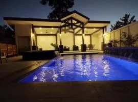 1 New modern 2 bed suite with shared pool