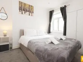Spacious 3-Bed Contractor Base Sleeps 6 Free Parking Cardiff City