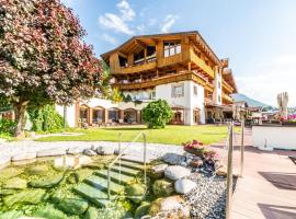 سبورتهوتيل كريستال، فندق في فولبميس