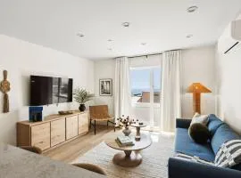 Tide House Unit D Modern Oceanview 1BD w Parking