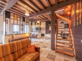 4 Private Suites in the Heart of Figeac