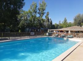 camping de l'or bleu, Hotel in Barrême