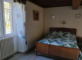 GITE Les Tulipes, Hotel in Liernais