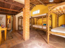 Dormitório no Quintal dos Sonhos, hotel u gradu 'Vale do Capao'