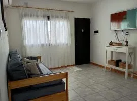 Confort urbano - Departamento de 1 dormitorio con cochera