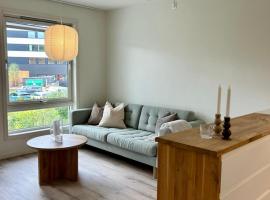 Bright and modern 2-room apartment in Ryen, hotelli kohteessa Lii