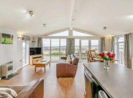 3 Bed in St. Andrews oc-88420, Hotel in Balmullo