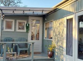Knus Tiny house 2 pers rust natuur en privacy, hotel v destinaci Borger