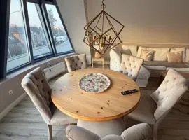 Große Ferienwohnung Hamburg 2 SZ mit Parkplatz BoLA 50b