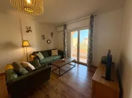 Appartement T3 plein centre bord de mer