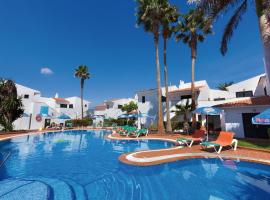 BLUESEA Puerto Caleta、カレタ・デ・フステのホテル