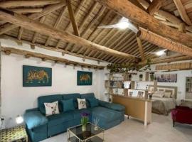 Acogedor Apartamento/Loft en Santa Fe: Santa Fe'de bir otel