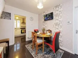 Cedar Villa- Great 4 bedrooms for contractors & teams