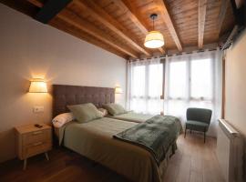 Apartamentos Miguel 4, Hotel in La Robellada de Onis