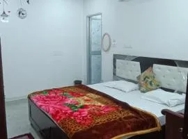 Sumitra nandan home stay