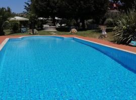 La cesa country B&B, hotel v mestu Scandriglia