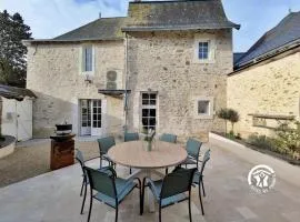 La Pierre du Bonheur Maison de village de 2 à 8 personnes