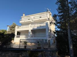 Villa Lana, hotel din Nečujam