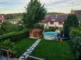 Private Pool & BBQ House near Paris
