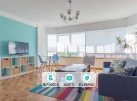 Bright and Spacious Retreat