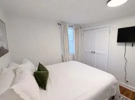 Charming Pet Friendly Ranch Style Family Home