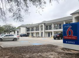 Studio 6-Houston, TX - Hobby South, hotel di Houston