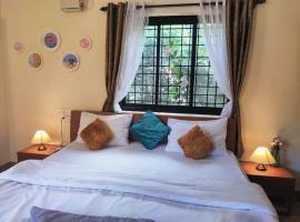 2bhk Private House in Candolim, Hotel in Siolim
