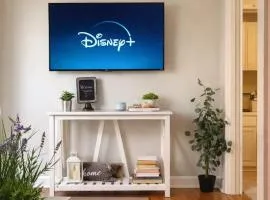 The Rustic Retreat- close to downtown