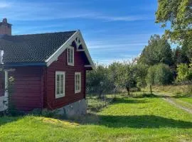 1 Bedroom Stunning Home In Krøderen