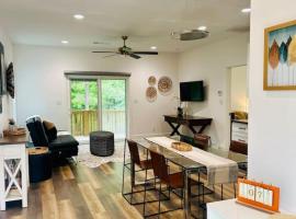 Delux Country Cabin - Pet Friendly: Piney şehrinde bir otel