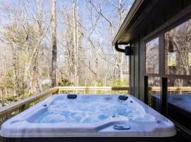 Pinecone Pass! Hot Tub-Sleeps10 - 5mins to App State
