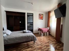 Menacho's House, hotel in Caraz