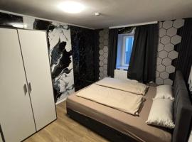 Haus am Freilinger See Bar, hotel v destinácii Blankenheim