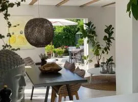 Cozy 2B villa close to ocean & airport