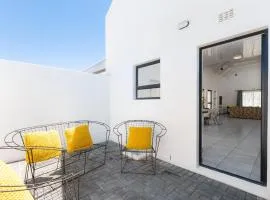 Atlantic Waves Retreat