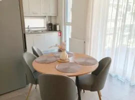 Leaf Volos apartment with private parking