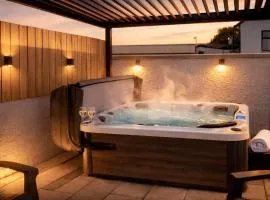 Mournes Hot Tub Retreat, 4-Star Accommodation