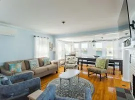 Oceanfront Cottage - Steps from Short Sands Beach!