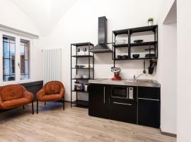Ca' Lumaga -Charming Holiday Studio, hotel a Chiavenna