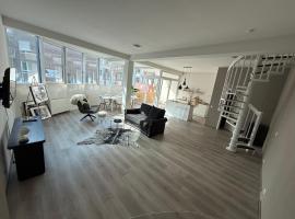 Loft-like Apartment 150 sqm near Veltins Arena, hotel a Gelsenkirchen