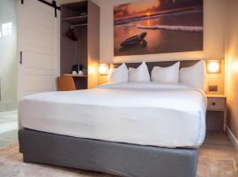 Tstays Smart Hotel COURTYARD, hotel di Port-of-Spain